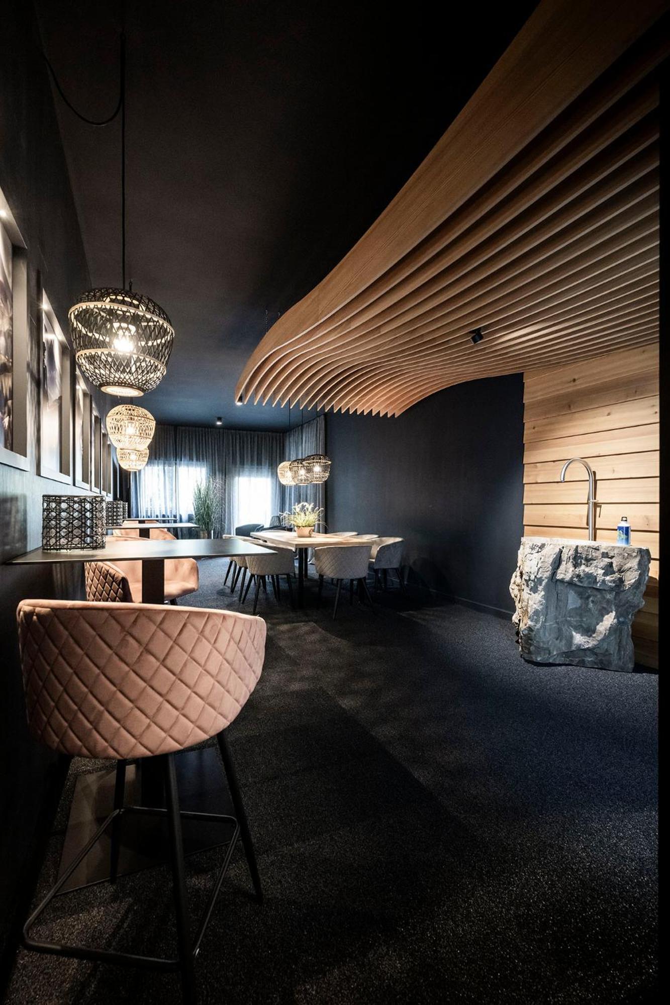 Smart Hotel Saslong Santa Cristina Val Gardena Exterior foto