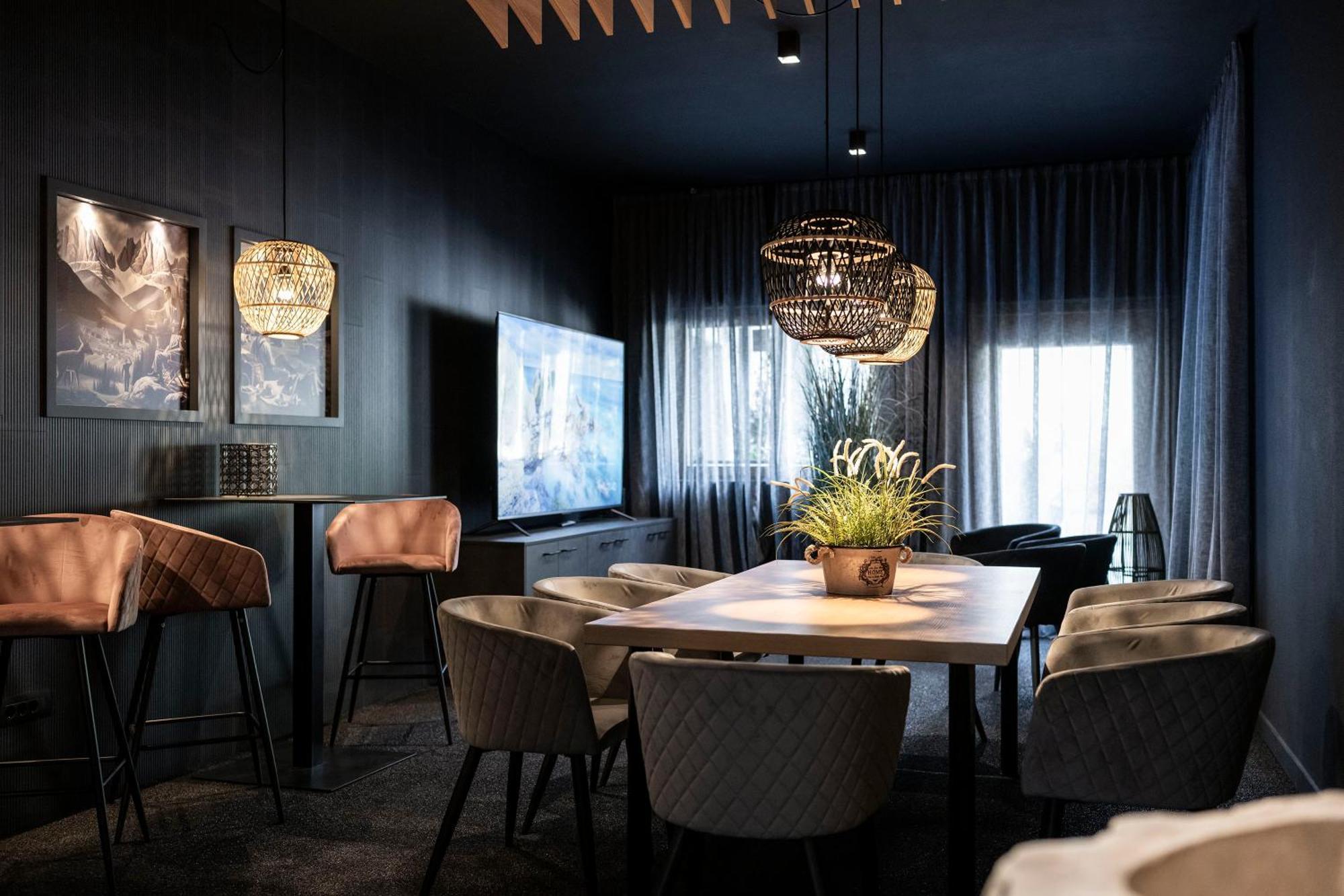 Smart Hotel Saslong Santa Cristina Val Gardena Exterior foto